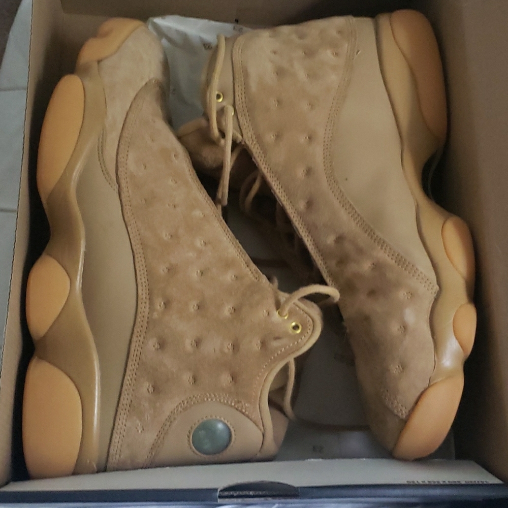 Air Jordan 13 "wheat"